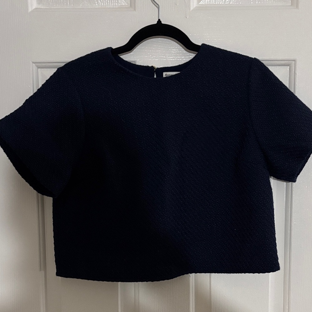 Abercrombie & Fitch Navy Textured Boxy Crop Top Small